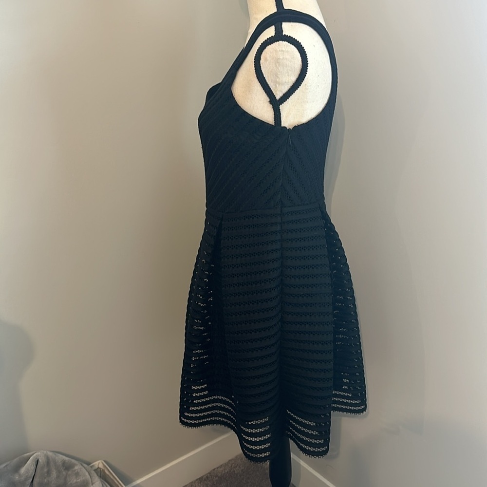 Black Structured Mini Dress Express - Picture 6 of 9